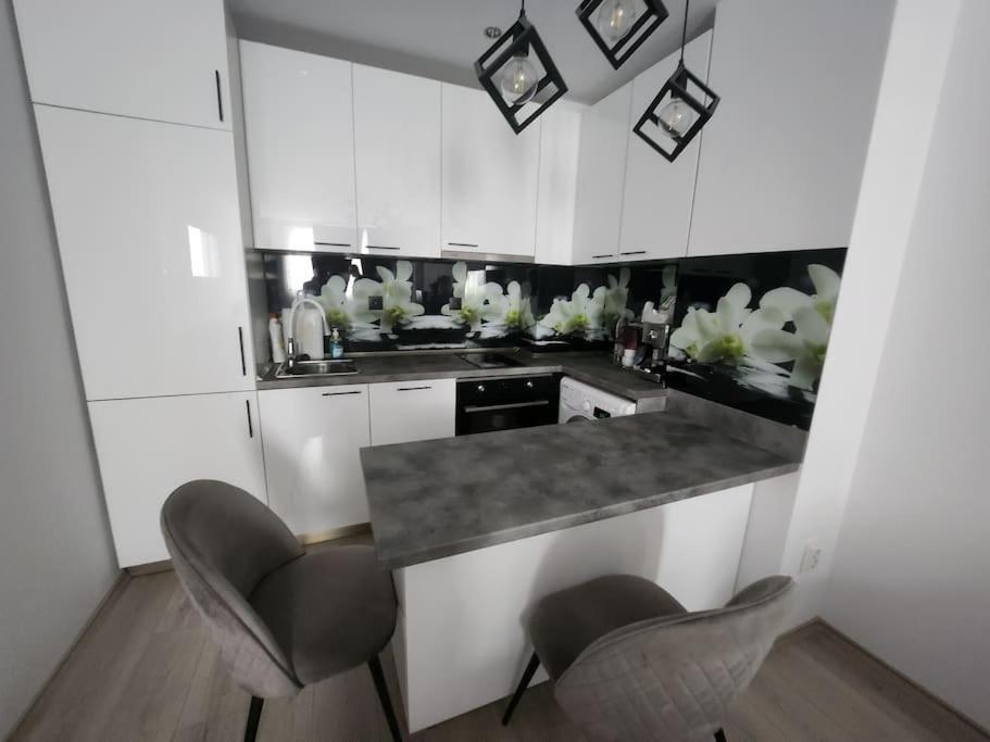 Modern Apartment. Best Location โซเฟีย ภายนอก รูปภาพ